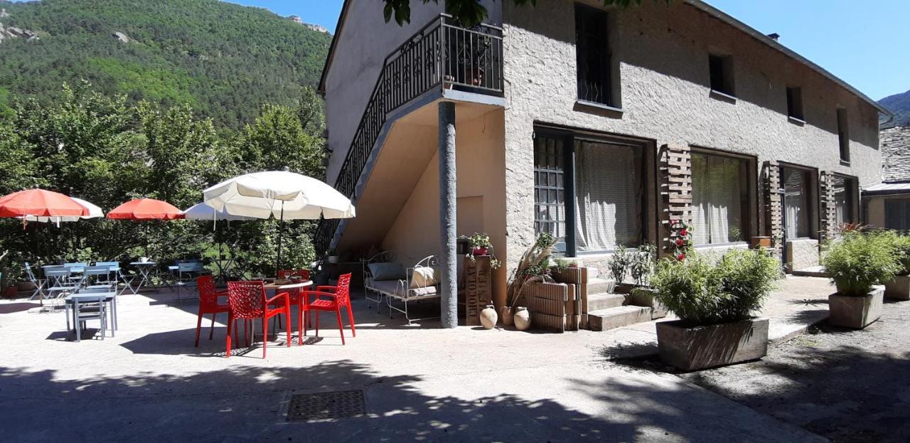 Moulin De Parayre Acomodação com café da manhã Les Vignes Exterior foto